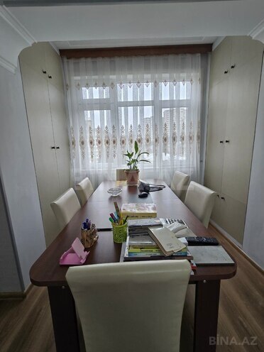 Продаётся 3-комн. вторичка 90 м², м. Ази Асланов, photo 4 from 19