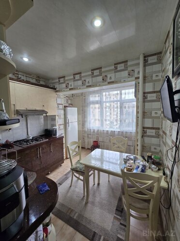 Продаётся 3-комн. вторичка 90 м², м. Ази Асланов, photo 10 from 19