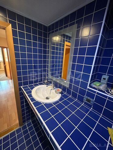 İcarəyə verilir 2 otaqlı köhnə tikili 55 m², 28 May m., photo 10 from 17