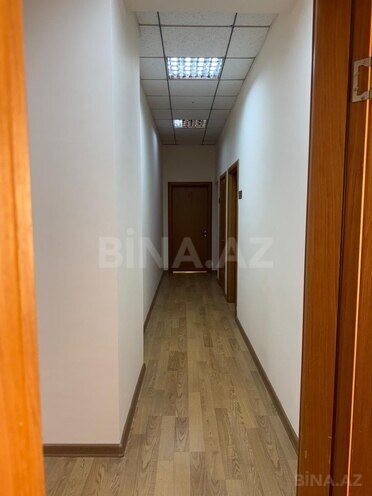 Сдаётся 5-комн. офис 220 м², м. Сахил, photo 18 from 23