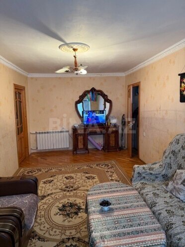 Продаётся 2-комн. вторичка 45 м², м. Кара Караев, photo 7 from 13