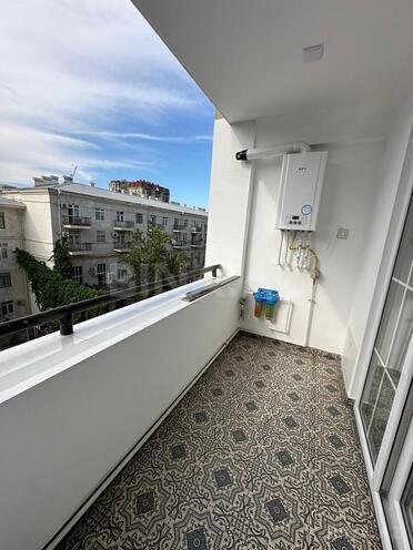 İcarəyə verilir 3 otaqlı köhnə tikili 120 m², Sahil m., photo 13 from 16