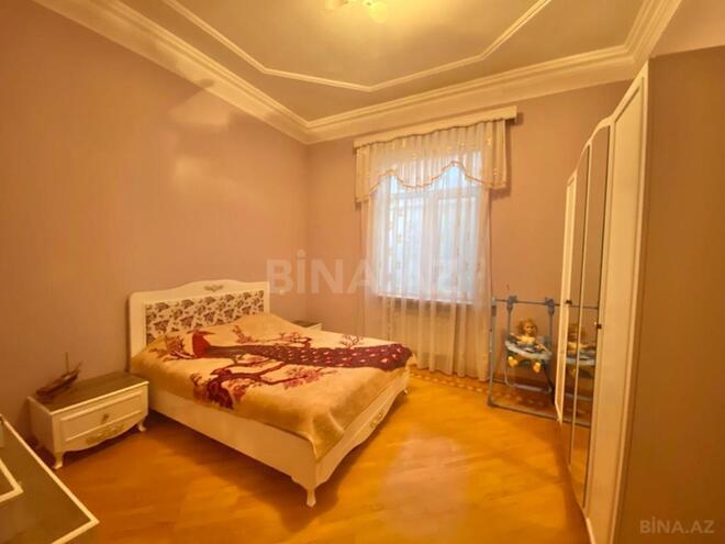 Продаётся 10-комн. дом/дача 600 м², м. Кара Караев, photo 11 from 28