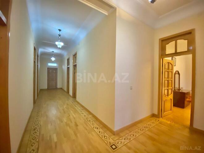 Продаётся 10-комн. дом/дача 600 м², м. Кара Караев, photo 14 from 28