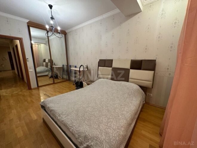 İcarəyə verilir 3 otaqlı yeni tikili 145 m², 28 May m., photo 7 from 9