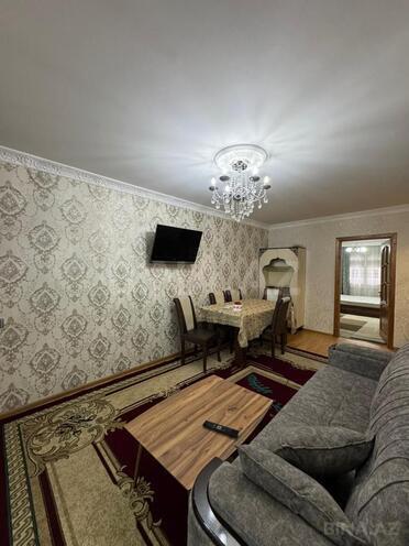 Satılır 2 otaqlı köhnə tikili 55 m², Xalqlar Dostluğu m., photo 3 from 13