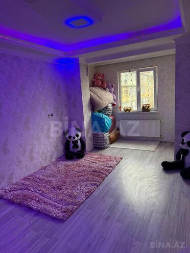 Продаётся 3-комн. вторичка 93 м², Абшеронcкий  р., photo 16 from 23