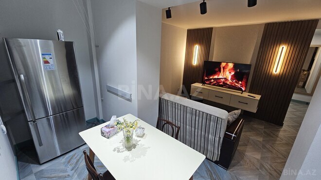 Продаётся 2-комн. вторичка 38 м², м. Элмляр Академиясы, photo 12 from 24