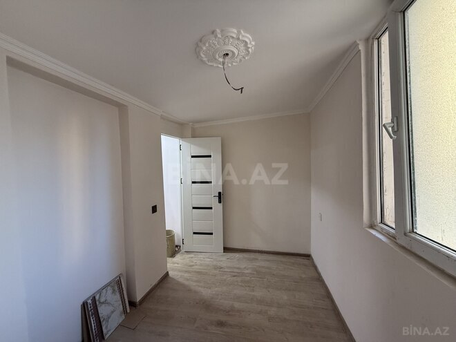 Satılır 3 otaqlı köhnə tikili 45 m², Sahil m., photo 14 from 22