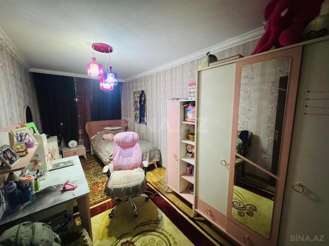 Продаётся 3-комн. вторичка 70 м², м. Нефтчиляр, photo 8 from 13