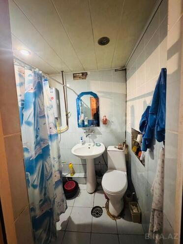 Продаётся 3-комн. вторичка 70 м², м. Нефтчиляр, photo 11 from 13