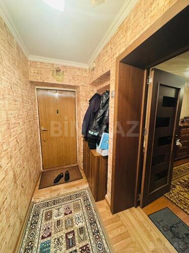 Продаётся 3-комн. вторичка 70 м², м. Нефтчиляр, photo 10 from 13