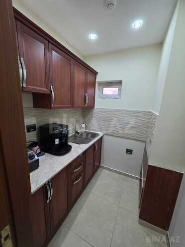 İcarəyə verilir 10 otaqlı ofis 550 m², 28 May m., photo 18 from 22