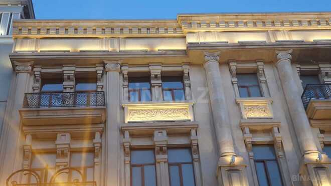 İcarəyə verilir 3 otaqlı köhnə tikili 140 m², Sahil m., photo 3 from 25