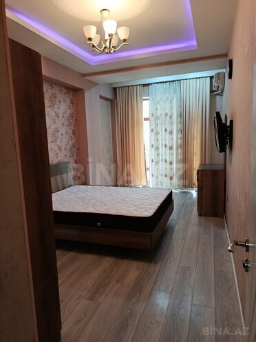 Сдаётся 3-комн. новостройка 110 м², м. Нариман Нариманов, photo 7 from 16