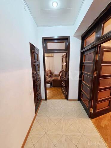 İcarəyə verilir 7 otaqlı həyət evi/bağ evi 300 m², 7-ci mikrorayon q., photo 8 from 30