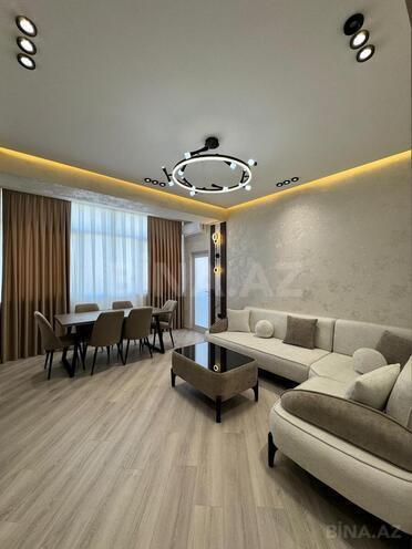 Продаётся 2-комн. новостройка 80 м², м. Ази Асланов, photo 1 from 17