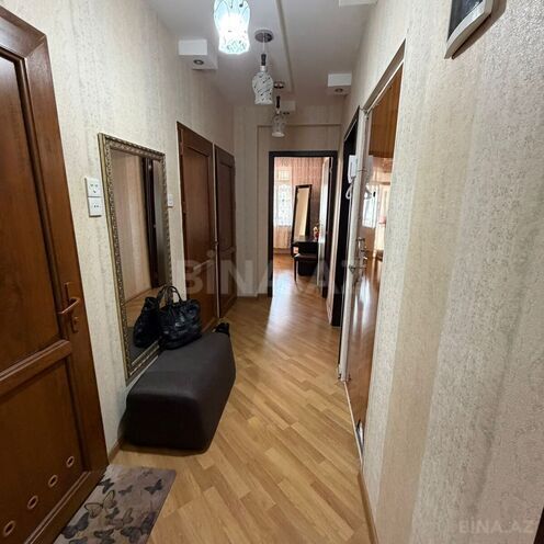 Продаётся 3-комн. вторичка 50 м², м. Нефтчиляр, photo 7 from 10