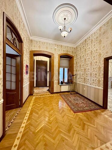 Сдаётся 4-комн. офис 200 м², м. Ичеришехер, photo 10 from 18