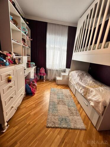 Satılır 4 otaqlı köhnə tikili 102 m², Xalqlar Dostluğu m., photo 5 from 10