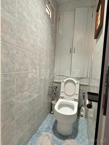 Satılır 4 otaqlı köhnə tikili 102 m², Xalqlar Dostluğu m., photo 9 from 10