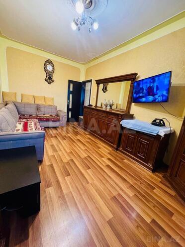 Satılır 2 otaqlı köhnə tikili 65 m², Əhmədli q., photo 3 from 10