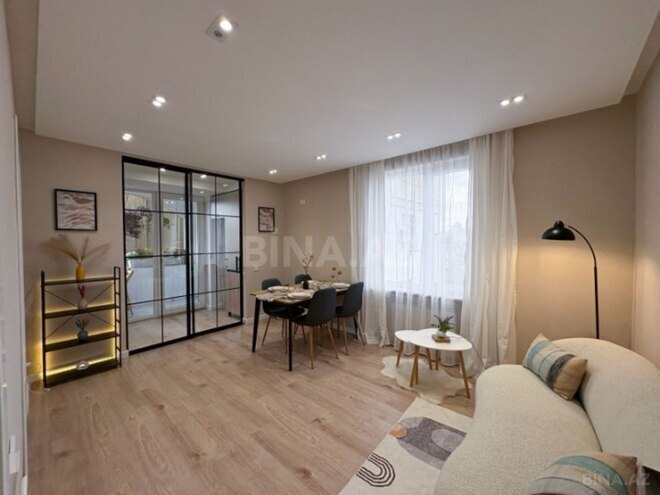 Сдаётся 2-комн. вторичка 40 м², м. Гянджлик, photo 1 from 11