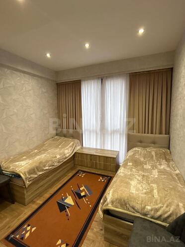 Сдаётся 3-комн. новостройка 100 м², м. Низами, photo 8 from 16