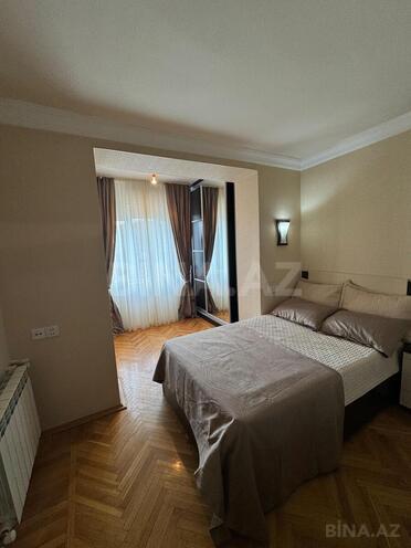 Сдаётся 3-комн. вторичка 90 м², Ясамальский р., photo 9 from 17