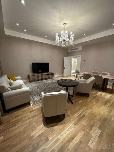 Сдаётся 4-комн. новостройка 180 м², м. Низами, photo 4 from 28