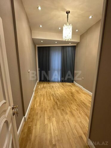 Сдаётся 4-комн. новостройка 180 м², м. Низами, photo 11 from 28