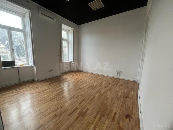 Сдаётся 2-комн. офис 70 м², м. Сахил, photo 3 from 7