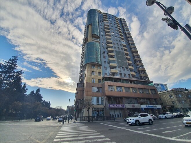 Продаётся 4-комн. новостройка 223 м², Насиминский  р., photo 3 from 26