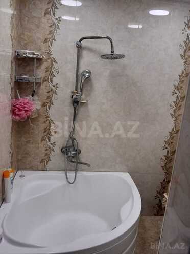 Satılır 4 otaqlı köhnə tikili 108 m², Xalqlar Dostluğu m., photo 13 from 31