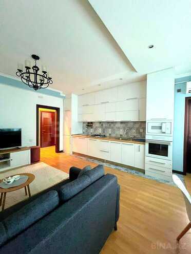Продаётся 2-комн. новостройка 70.5 м², м. Элмляр Академиясы, photo 9 from 30