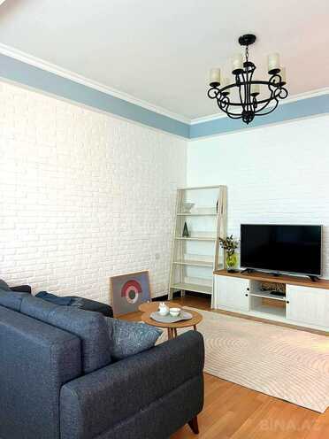 Продаётся 2-комн. новостройка 70.5 м², м. Элмляр Академиясы, photo 4 from 30