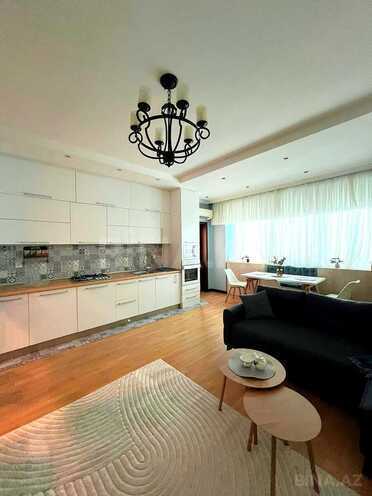Продаётся 2-комн. новостройка 70.5 м², м. Элмляр Академиясы, photo 11 from 30