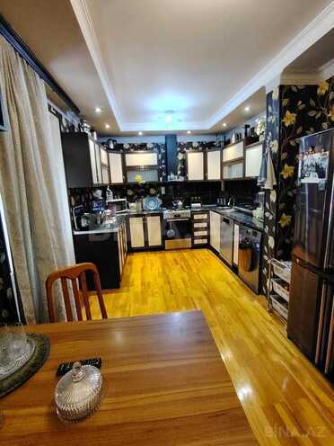 Satılır 4 otaqlı köhnə tikili 113 m², Hövsan q., photo 12 from 24