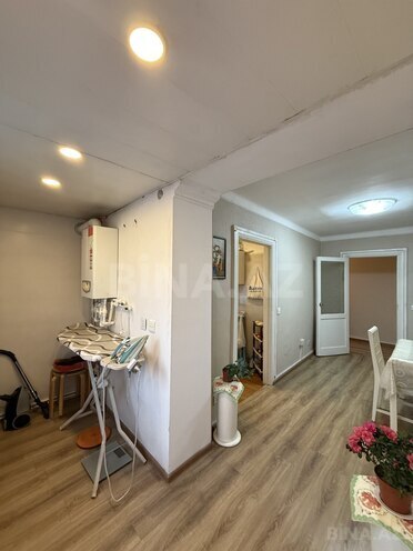 Продаётся 4-комн. вторичка 120 м², м. Низами, photo 16 from 26