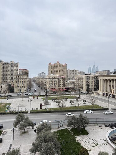 Продаётся 4-комн. вторичка 120 м², м. Низами, photo 9 from 26