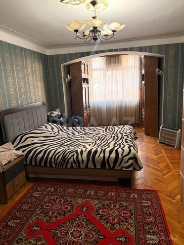 Продаётся 3-комн. вторичка 75 м², м. Нариман Нариманов, photo 4 from 13