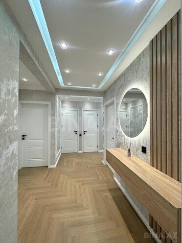 Продаётся 3-комн. вторичка 80 м², м. Халглар Достлугу, photo 12 from 14