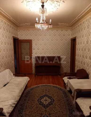 Продаётся 5-комн. вторичка 106 м², м. Кара Караев, photo 9 from 11