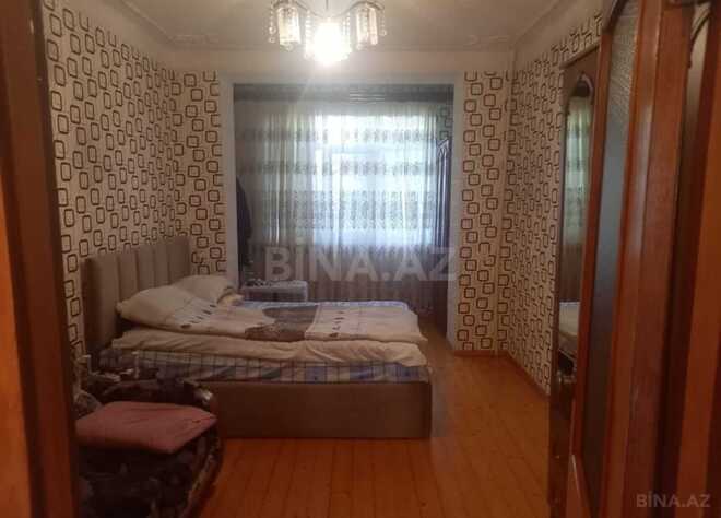 Продаётся 5-комн. вторичка 106 м², м. Кара Караев, photo 3 from 11