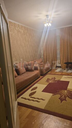 Продаётся 2-комн. вторичка 60 м², м. Ази Асланов, photo 1 from 8