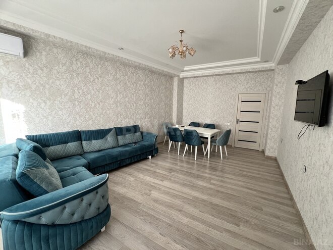 Сдаётся 3-комн. новостройка 120 м², м. Низами, photo 18 from 29