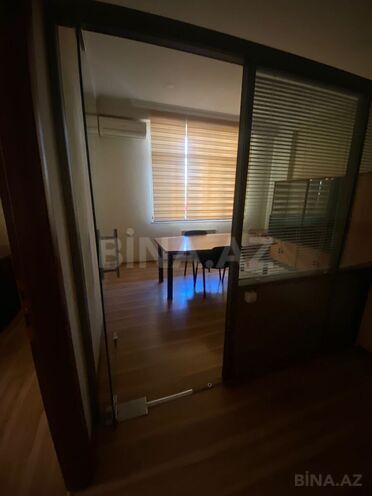 İcarəyə verilir 6 otaqlı ofis 250 m², 28 May m., photo 14 from 20