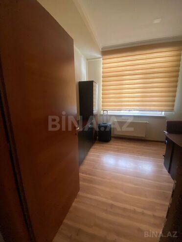 İcarəyə verilir 6 otaqlı ofis 250 m², 28 May m., photo 13 from 20