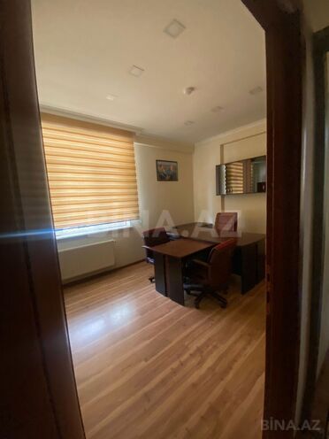 İcarəyə verilir 6 otaqlı ofis 250 m², 28 May m., photo 11 from 20