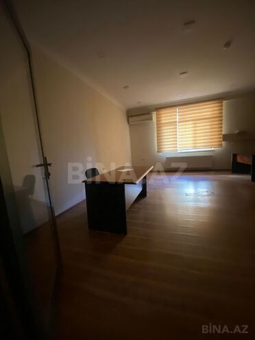 İcarəyə verilir 6 otaqlı ofis 250 m², 28 May m., photo 16 from 20
